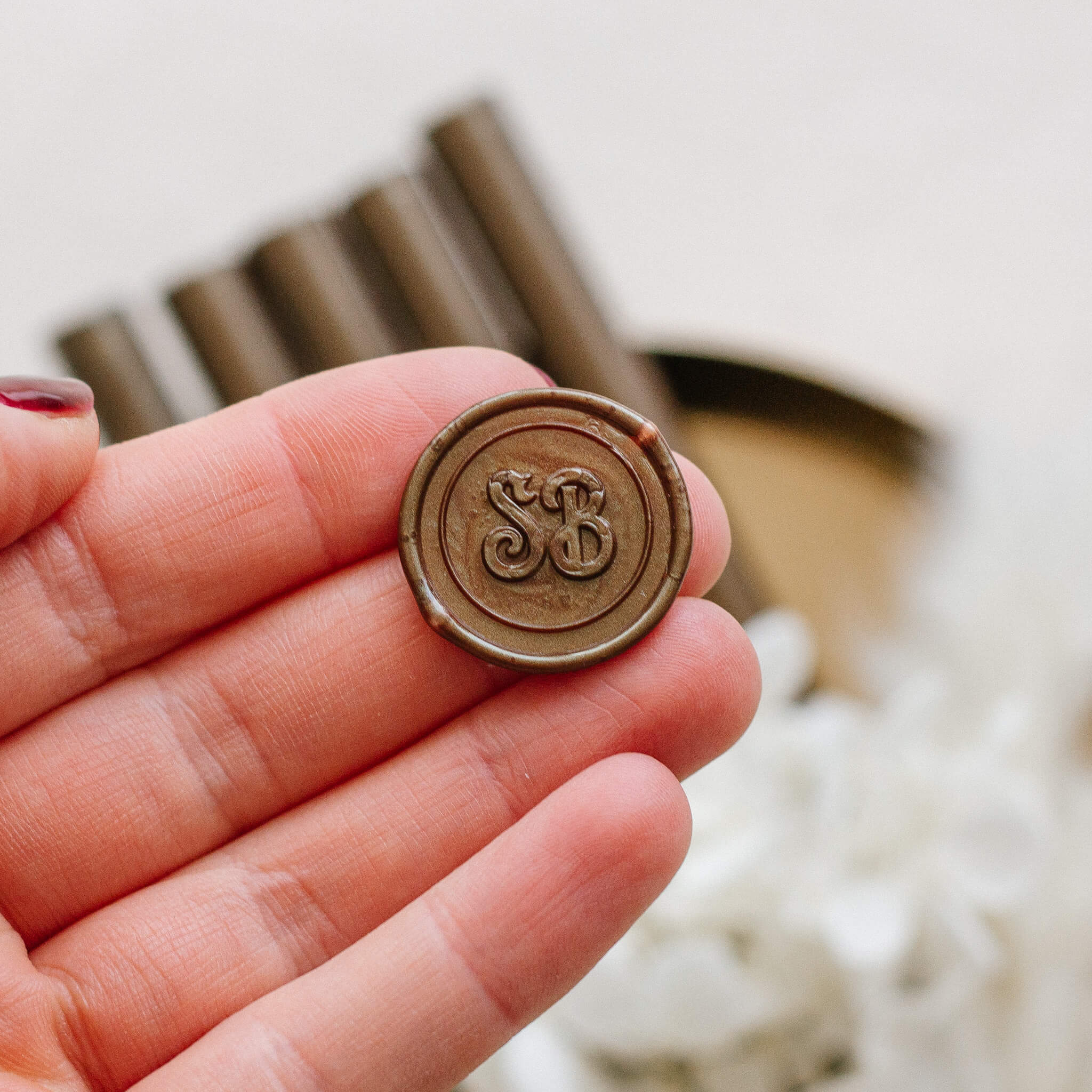 Siegelwachs Dunkelbraun Metallic