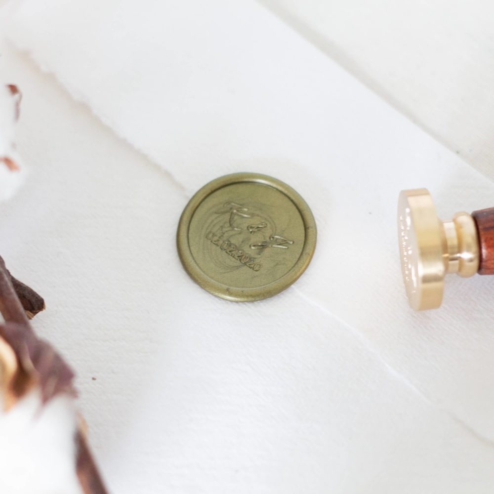 Handwritten Initialen mit Datum Siegel - Siegel Boutique Mestharm