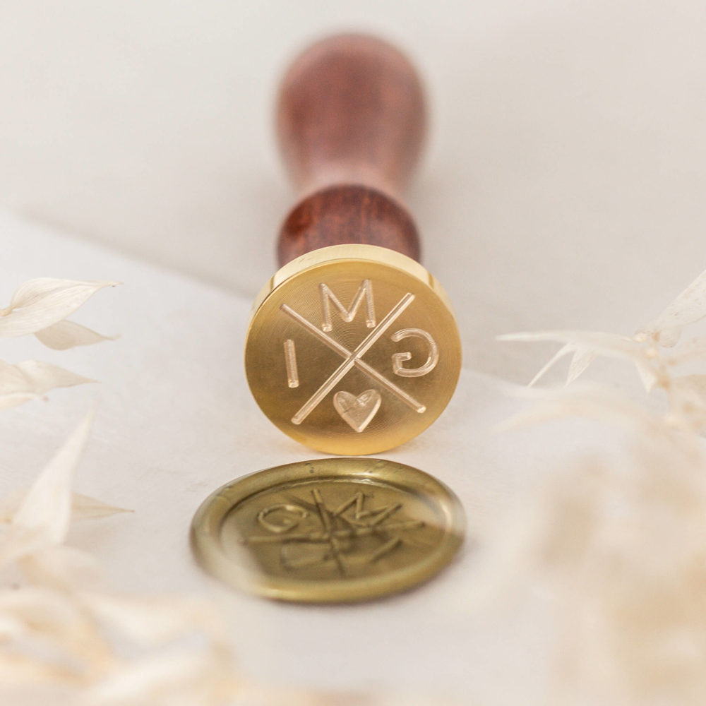 Minimalistisch Initialen Siegel mit Herz - Siegel Boutique Mestharm