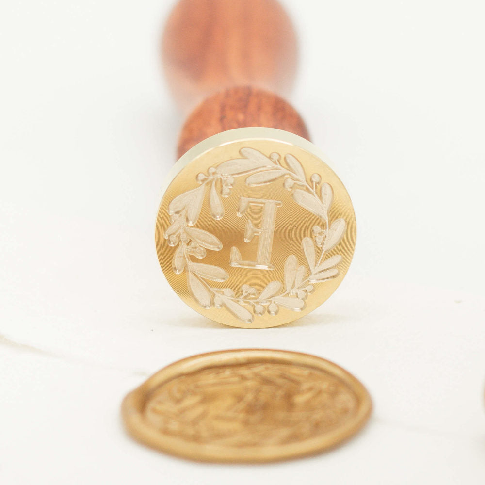 Oliv Siegel - Siegel Boutique Mestharm